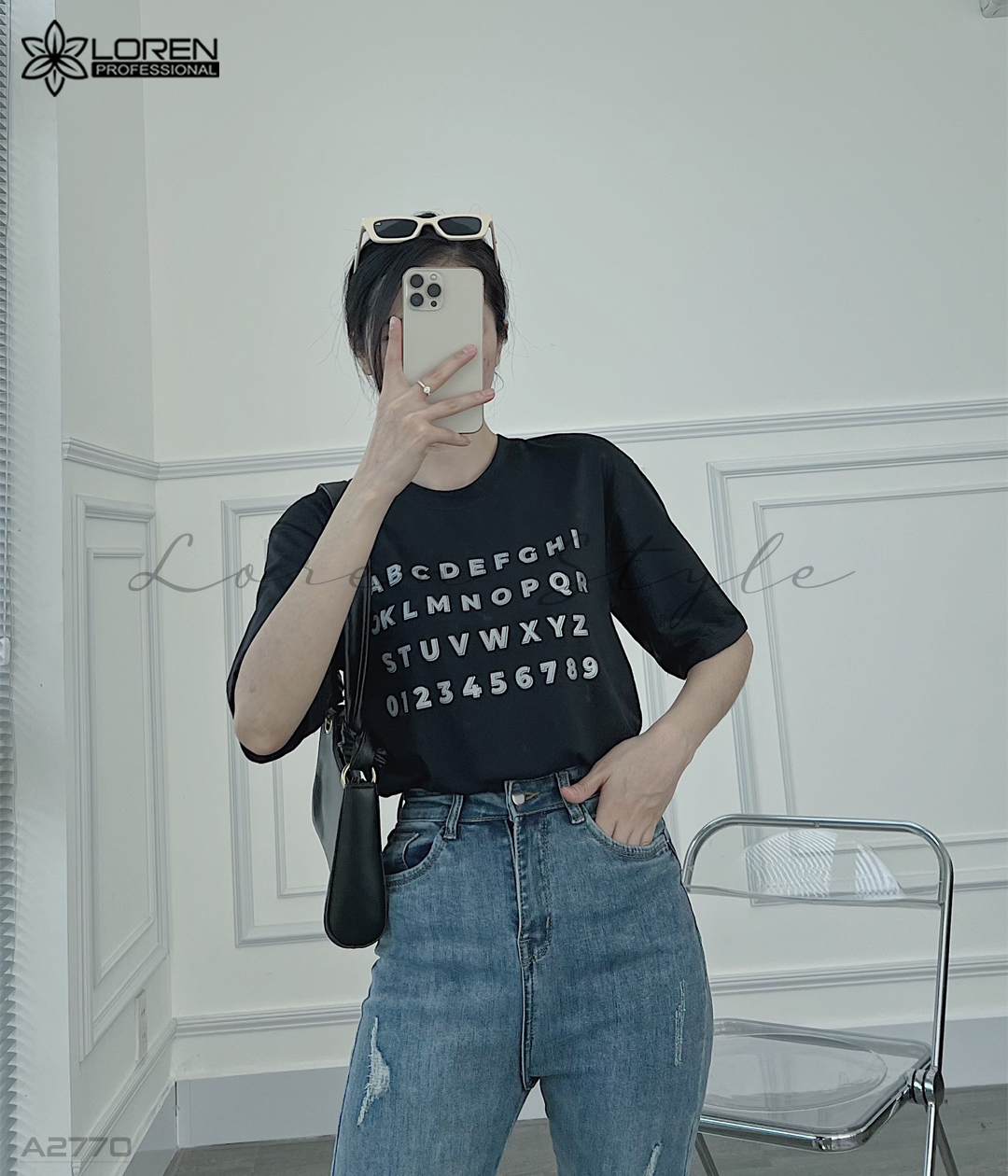Áo thun nữ LOREN in chữ đen A2770