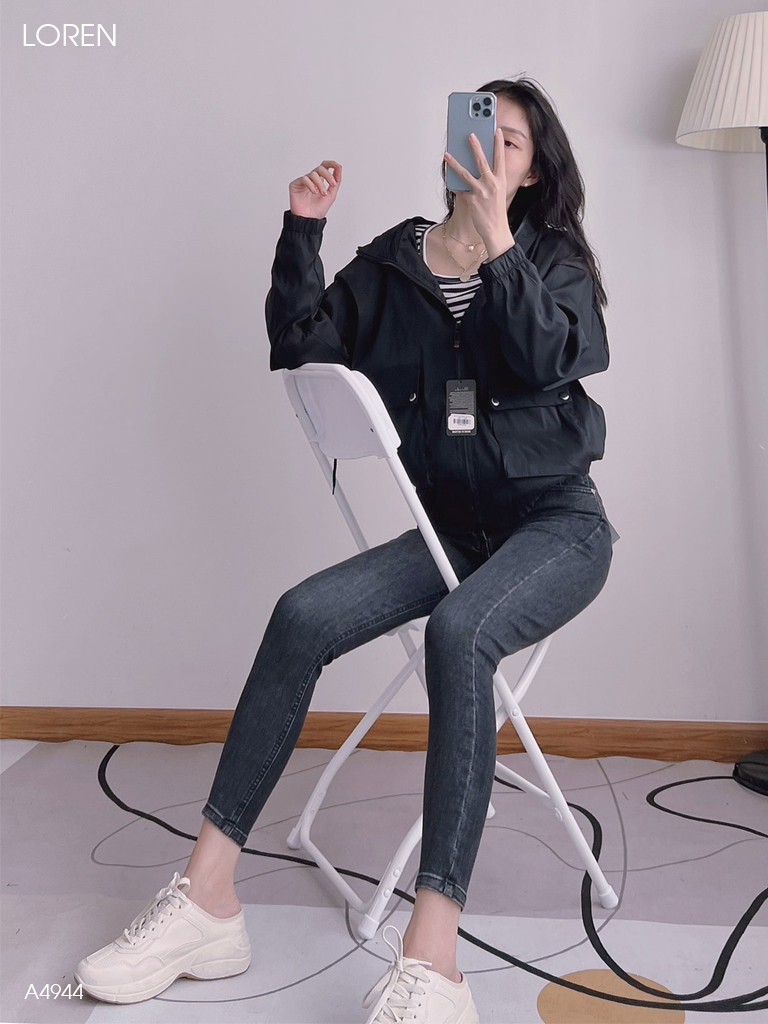 Áo khoác LOREN dù 2 túi hộp A4944