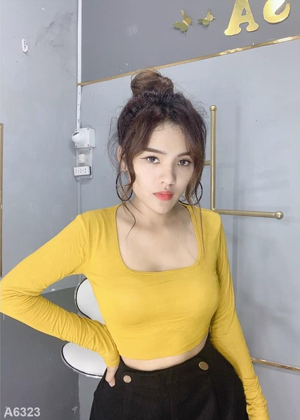 Áo croptop tay dài vàng A6323