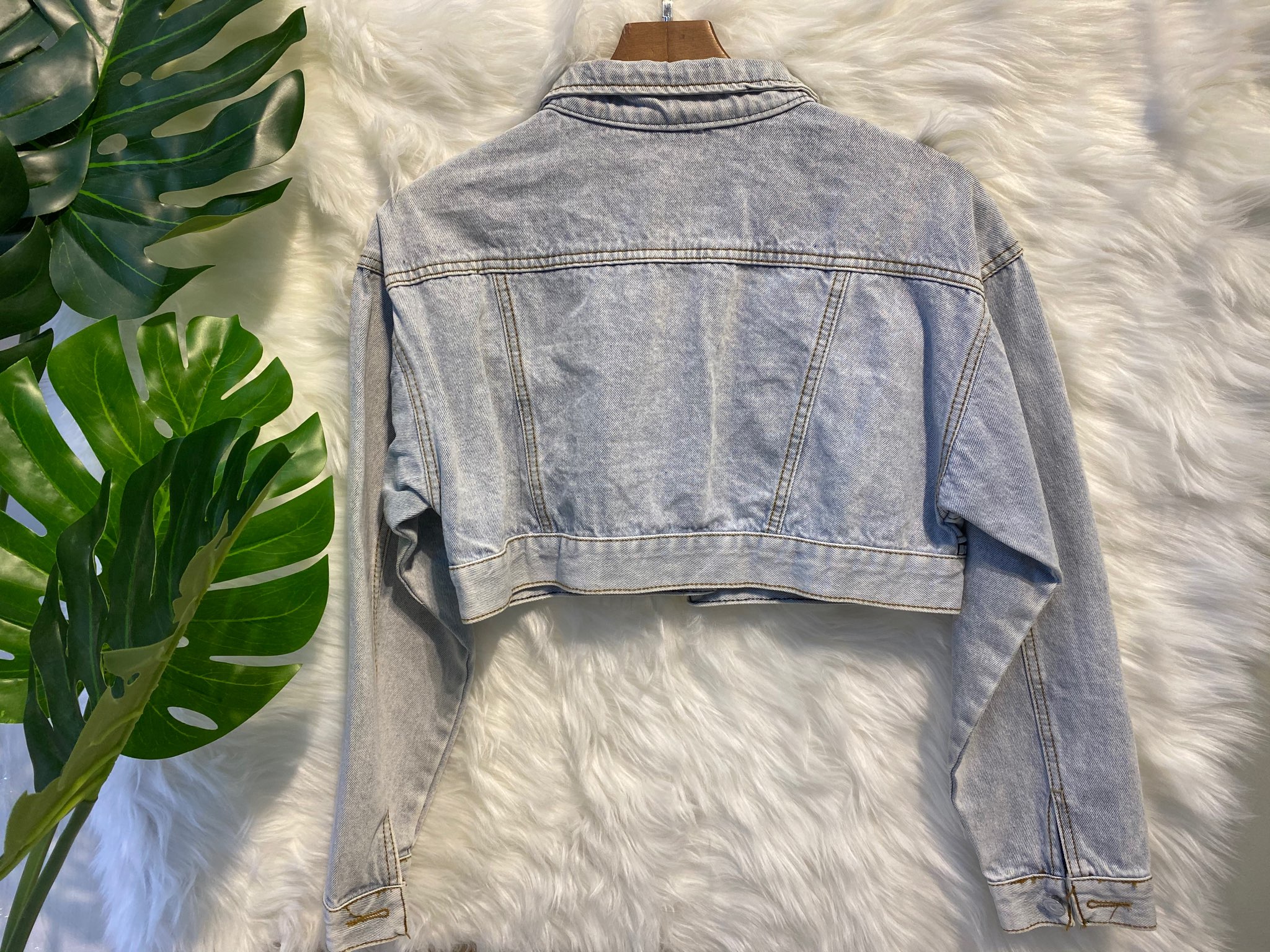 Áo khoác jean ngắn dây kéo xanh A4094