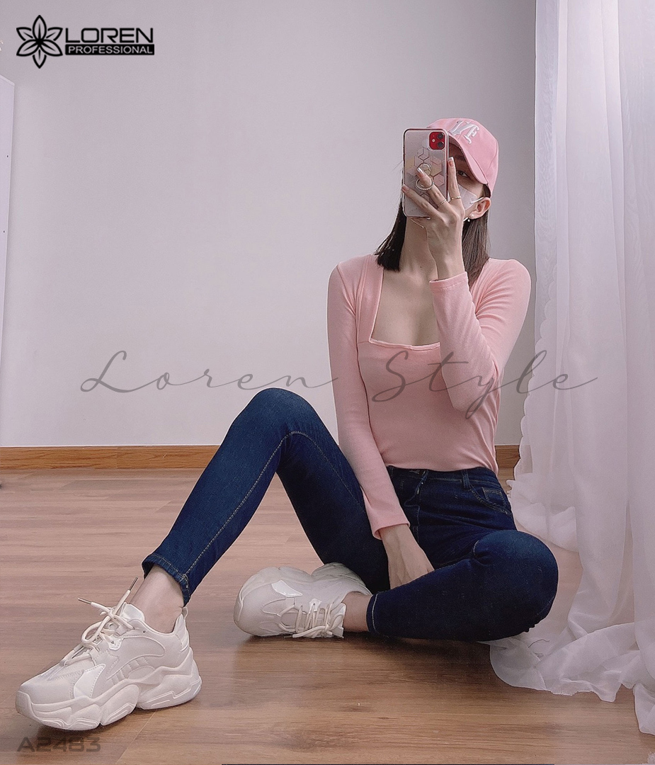 Áo thun nữ LOREN tay dài cổ vuông hồng A2483
