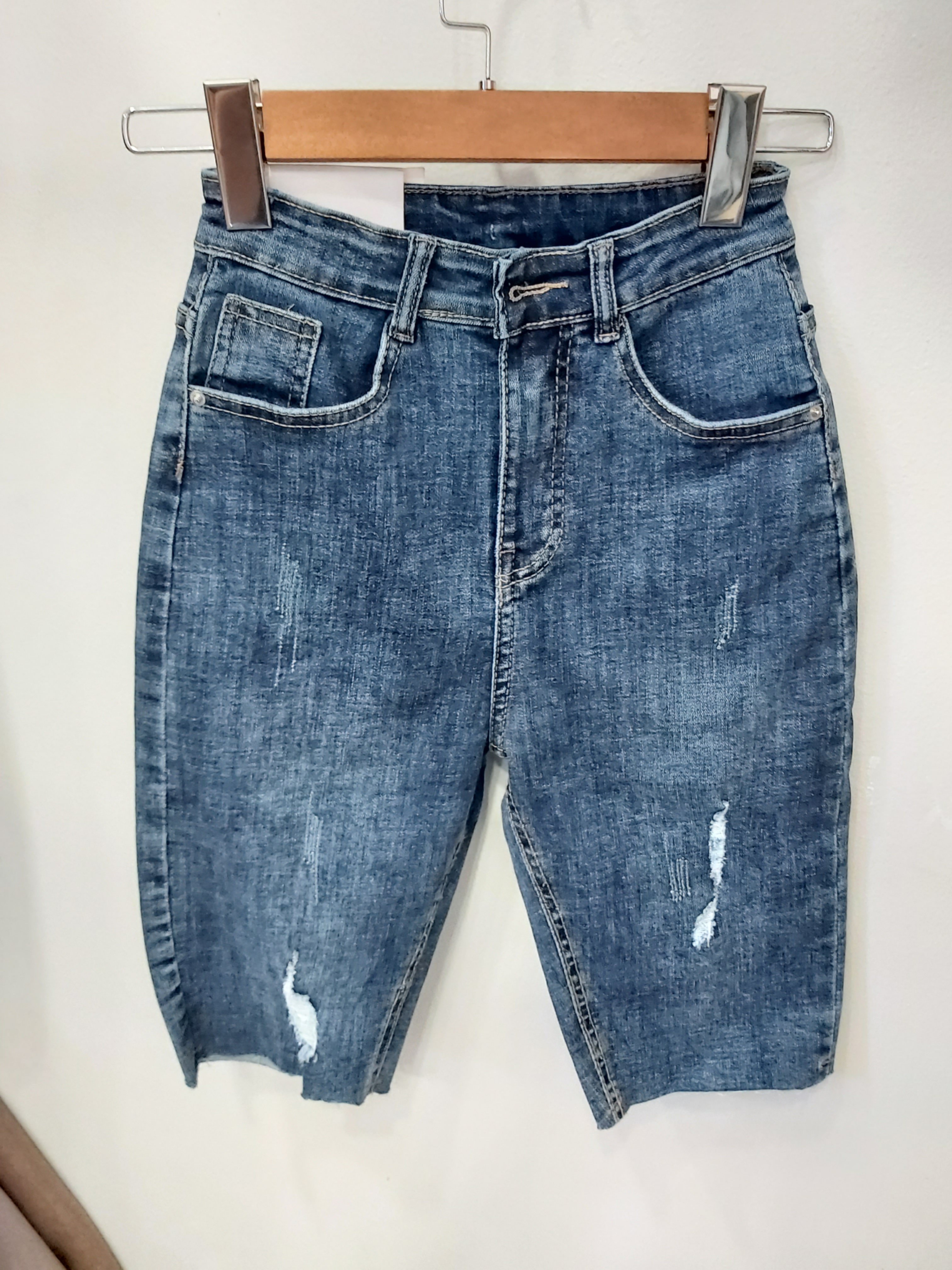 Quần jean ngố tua xanh B5236