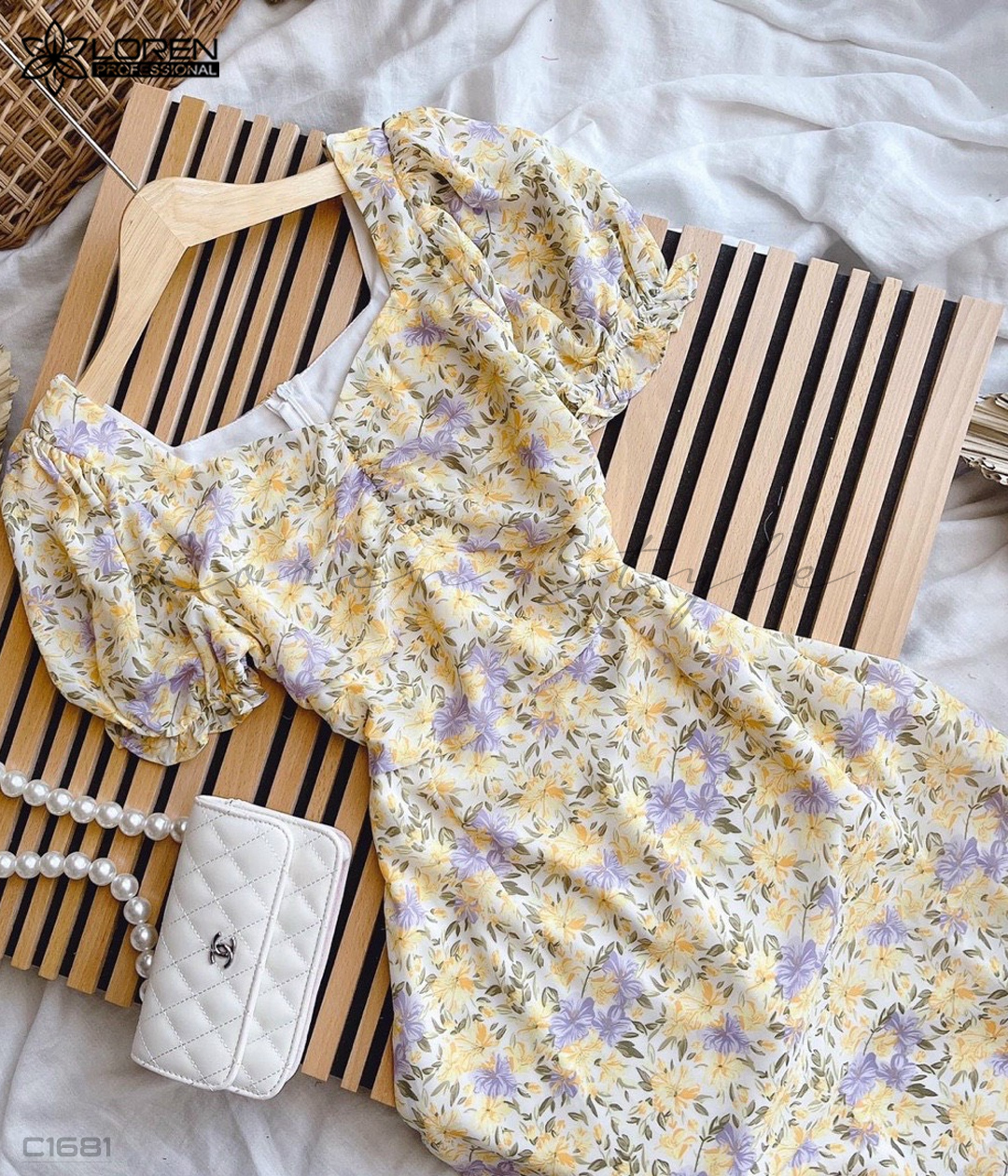 Đầm hoa nhún ngực vàng C1681