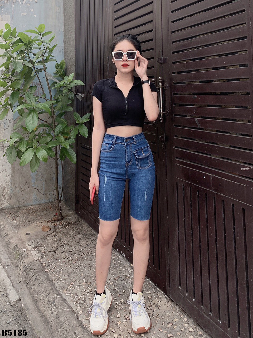 Quần jean ngố kiểu túi tua xanh B5185