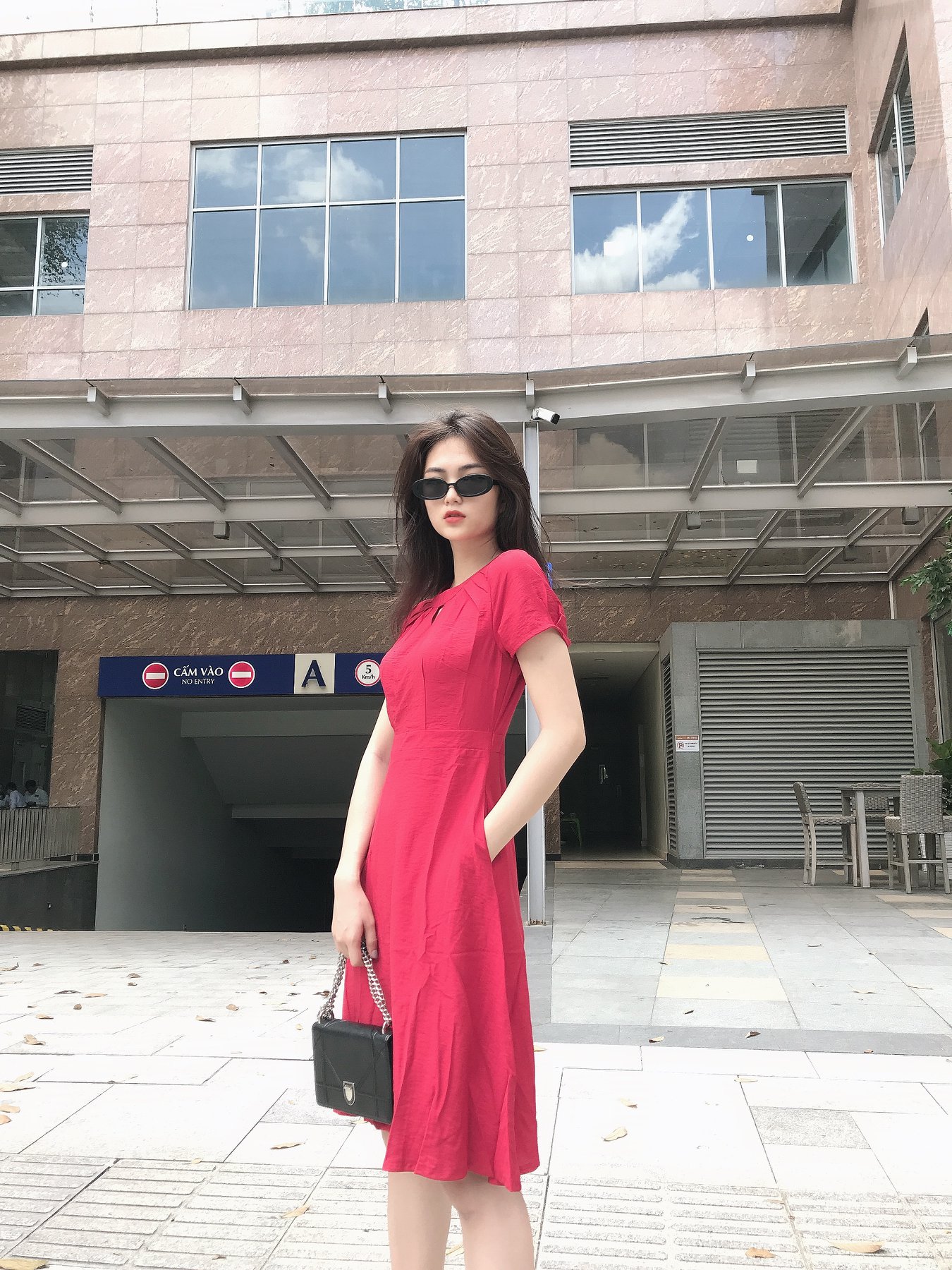 Đầm LOREN xòe cổ tròn đỏ C1130