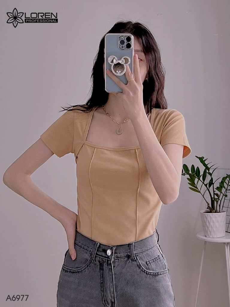 Áo thun nữ LOREN cổ chữ u A6977