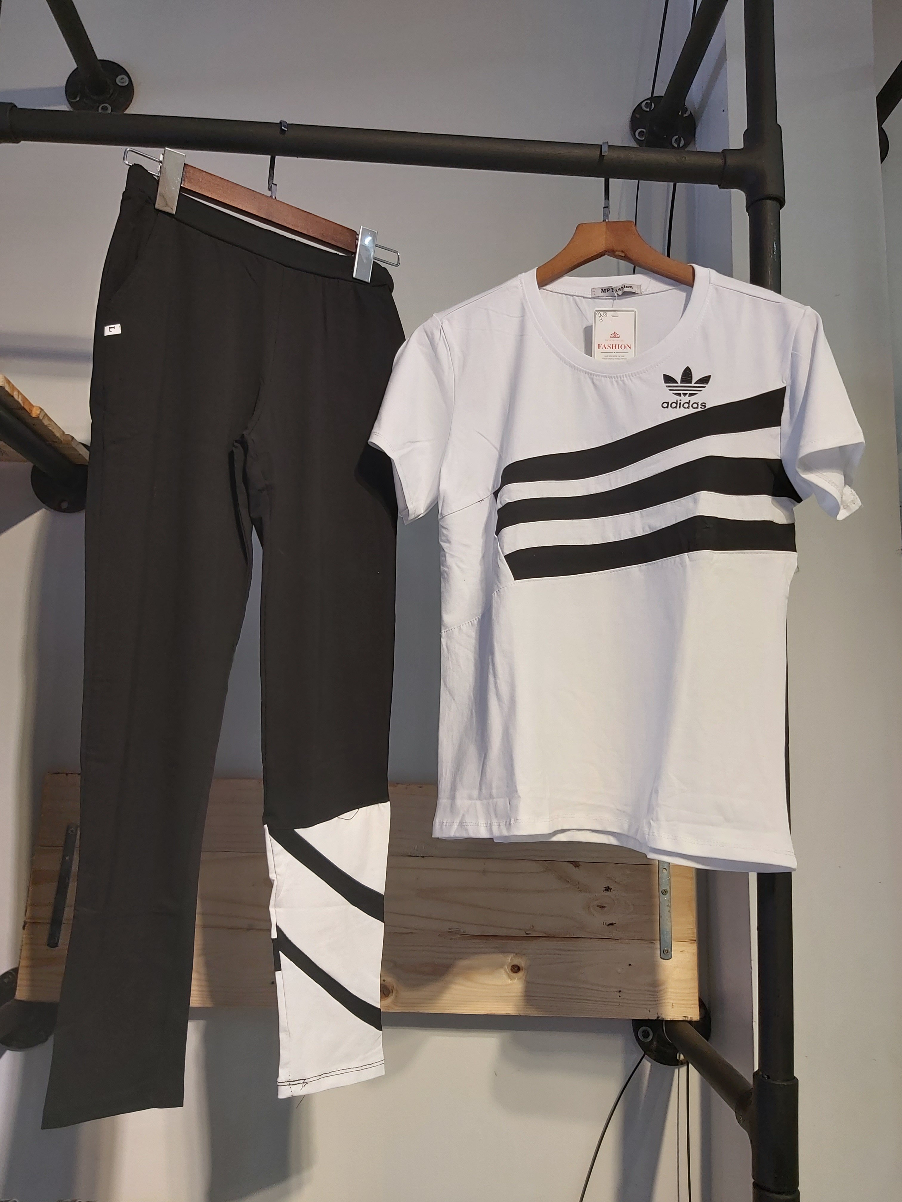 Sét thun nữ dài adidas đen A9047