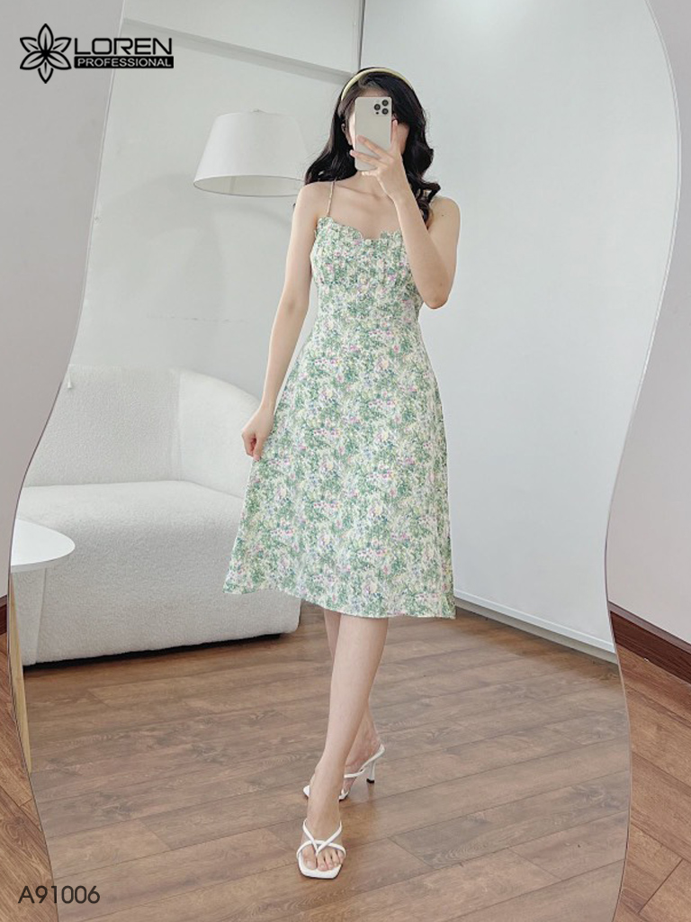 Set nữ LOREN viền bèo kèm khoác A91006