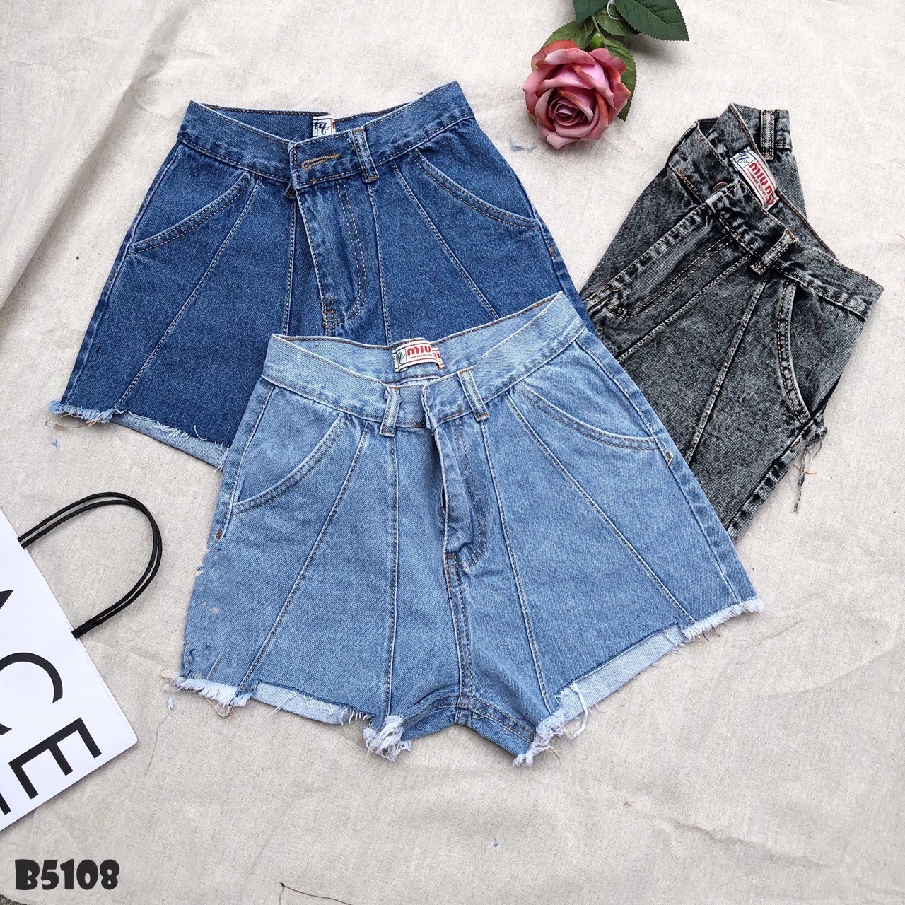 Quần jean short xếp ly tua xanh B5108