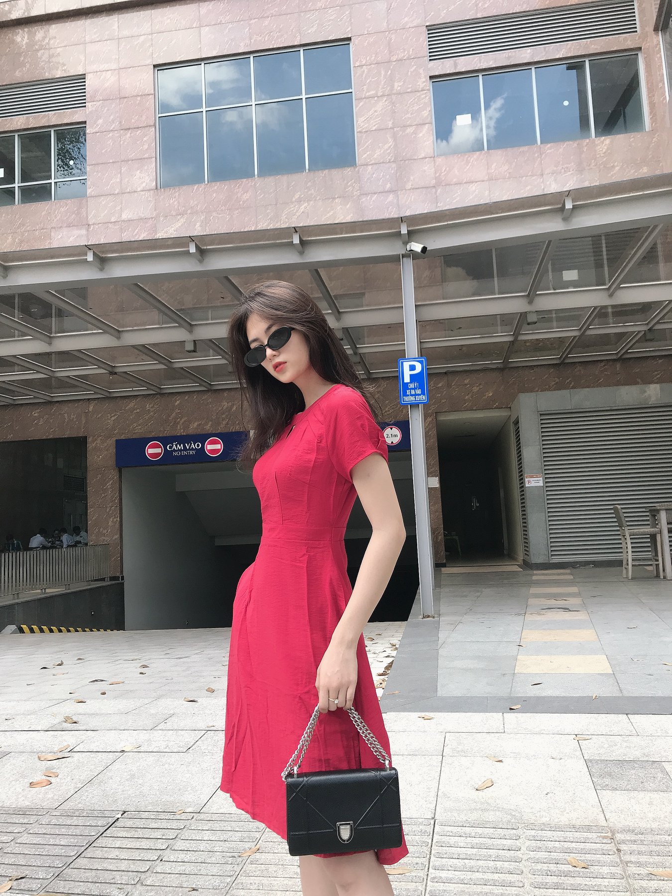 Đầm LOREN xòe cổ tròn đỏ C1130