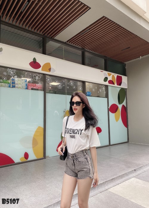 Quần jean short 2 nút tua xám B5107
