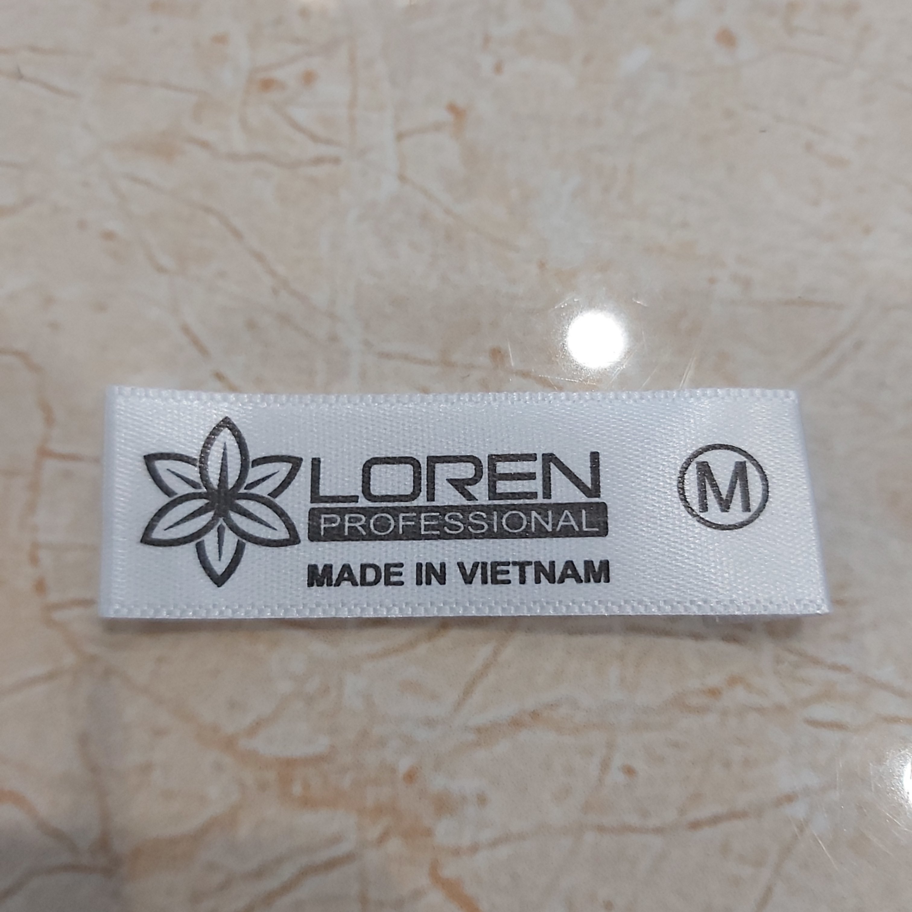 Mác satin lụa LOREN trắng