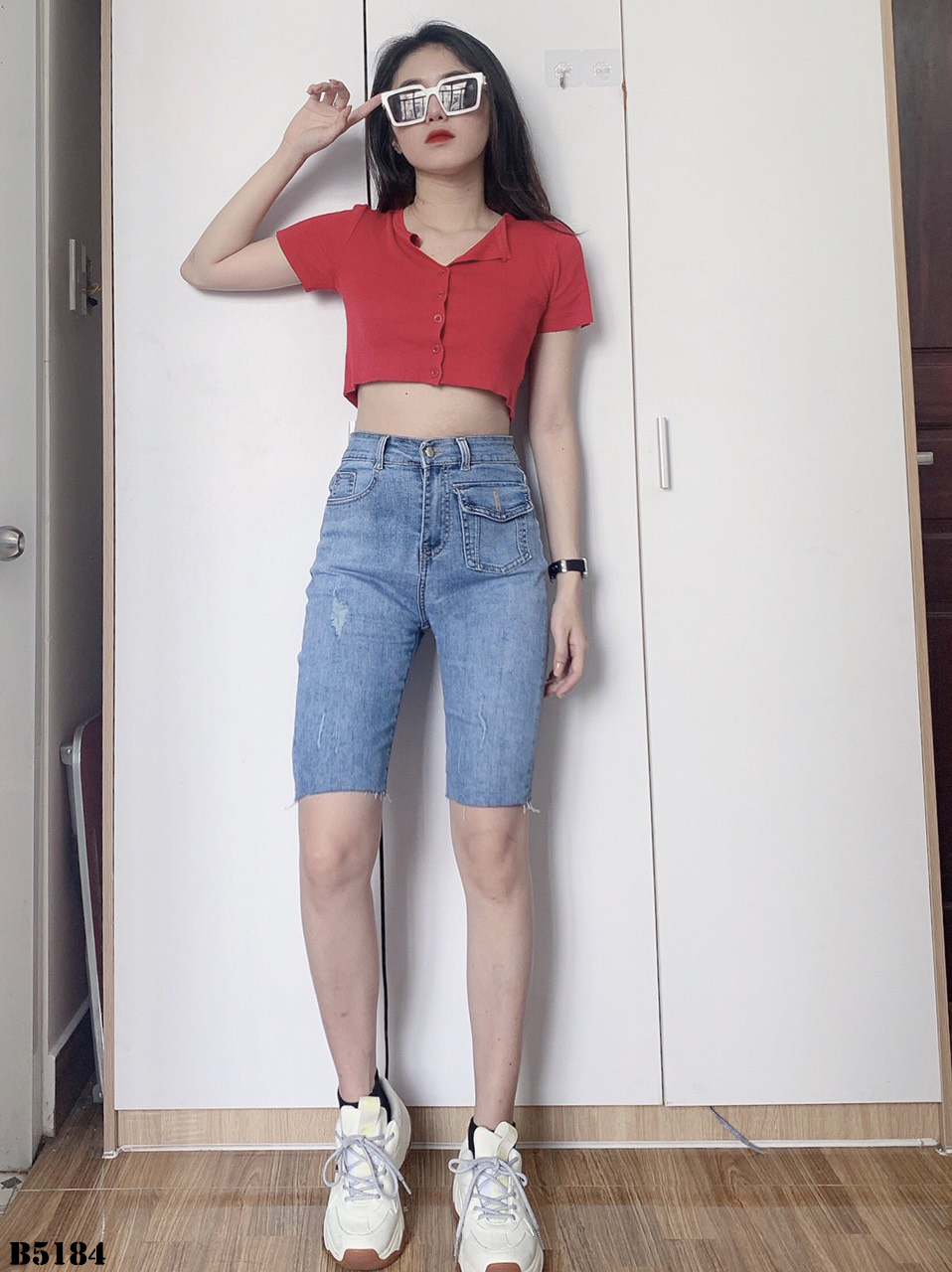 Quần jean ngố kiểu túi tua xanh B5184