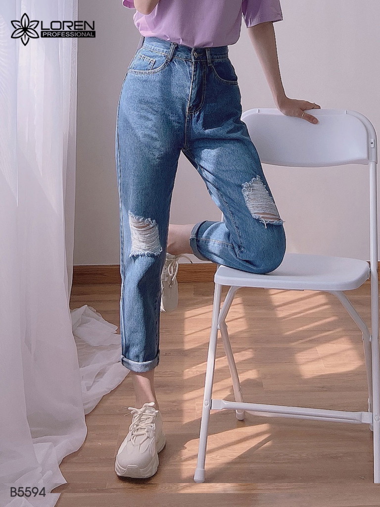Quần jean baggy LOREN rách gối xanh B5594