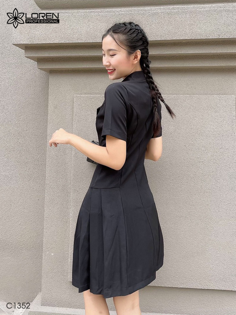 Đầm đính nút xếp ly đen C1352