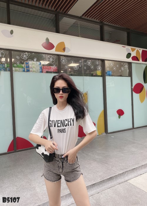 Quần jean short 2 nút tua xám B5107