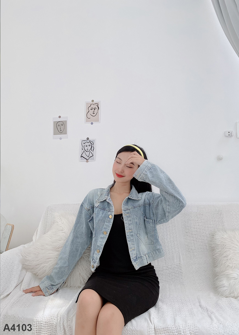 Áo khoác jean rách nút sau xanh A4103