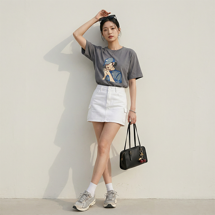 Áo thun nữ LOREN Taylo cá tính A21077