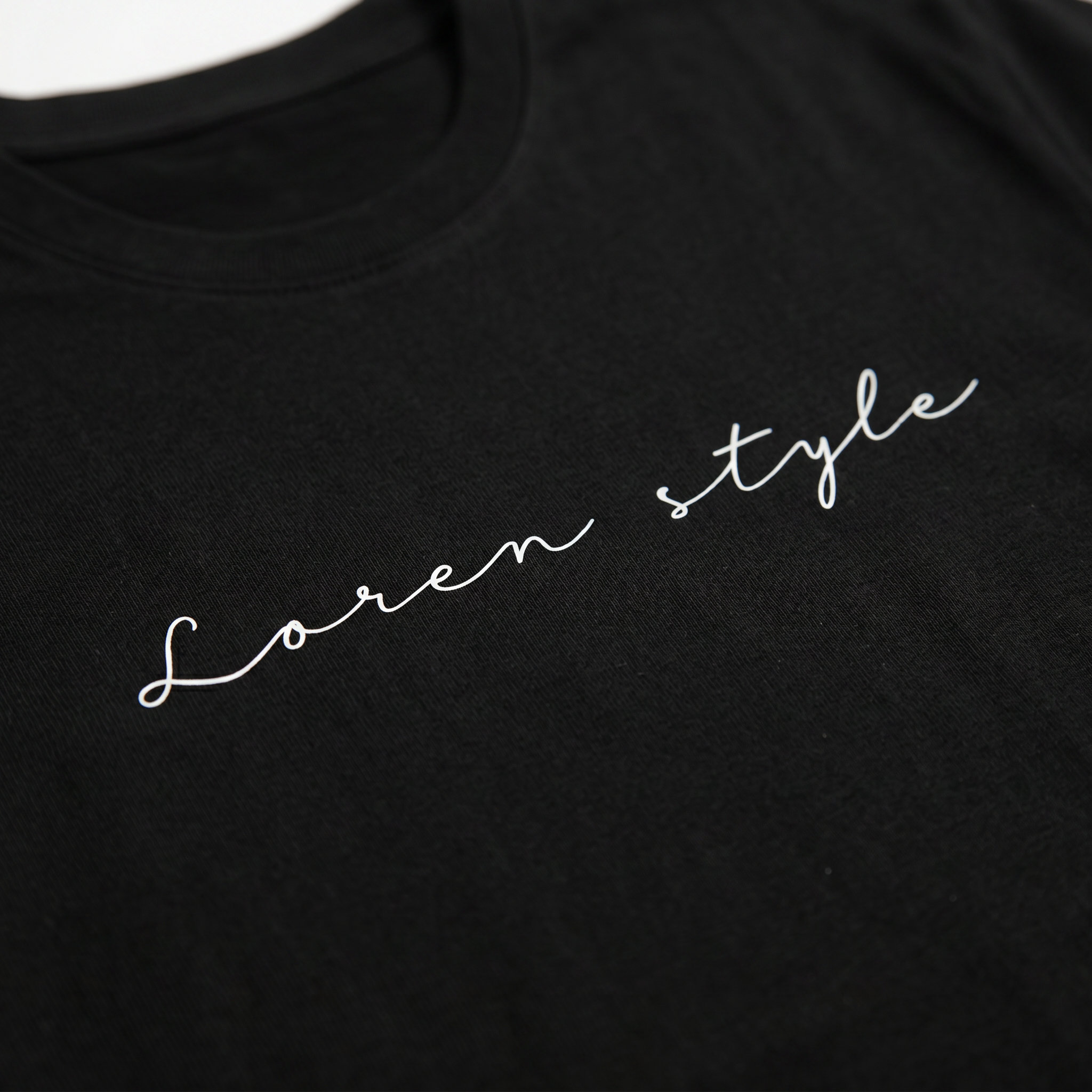 Áo thun nữ LOREN chữ Loren style đen A2742