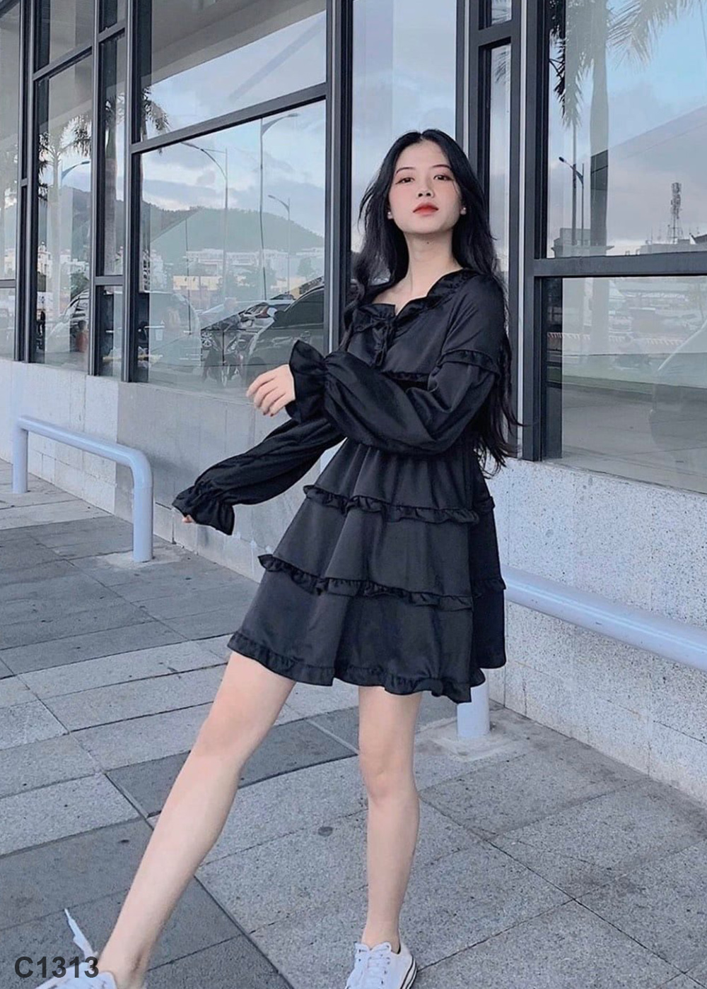 Đầm phối bèo đen C1313