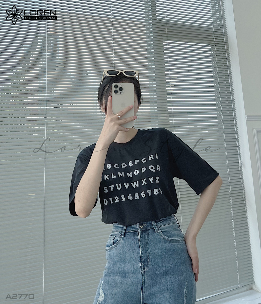 Áo thun nữ LOREN in chữ đen A2770