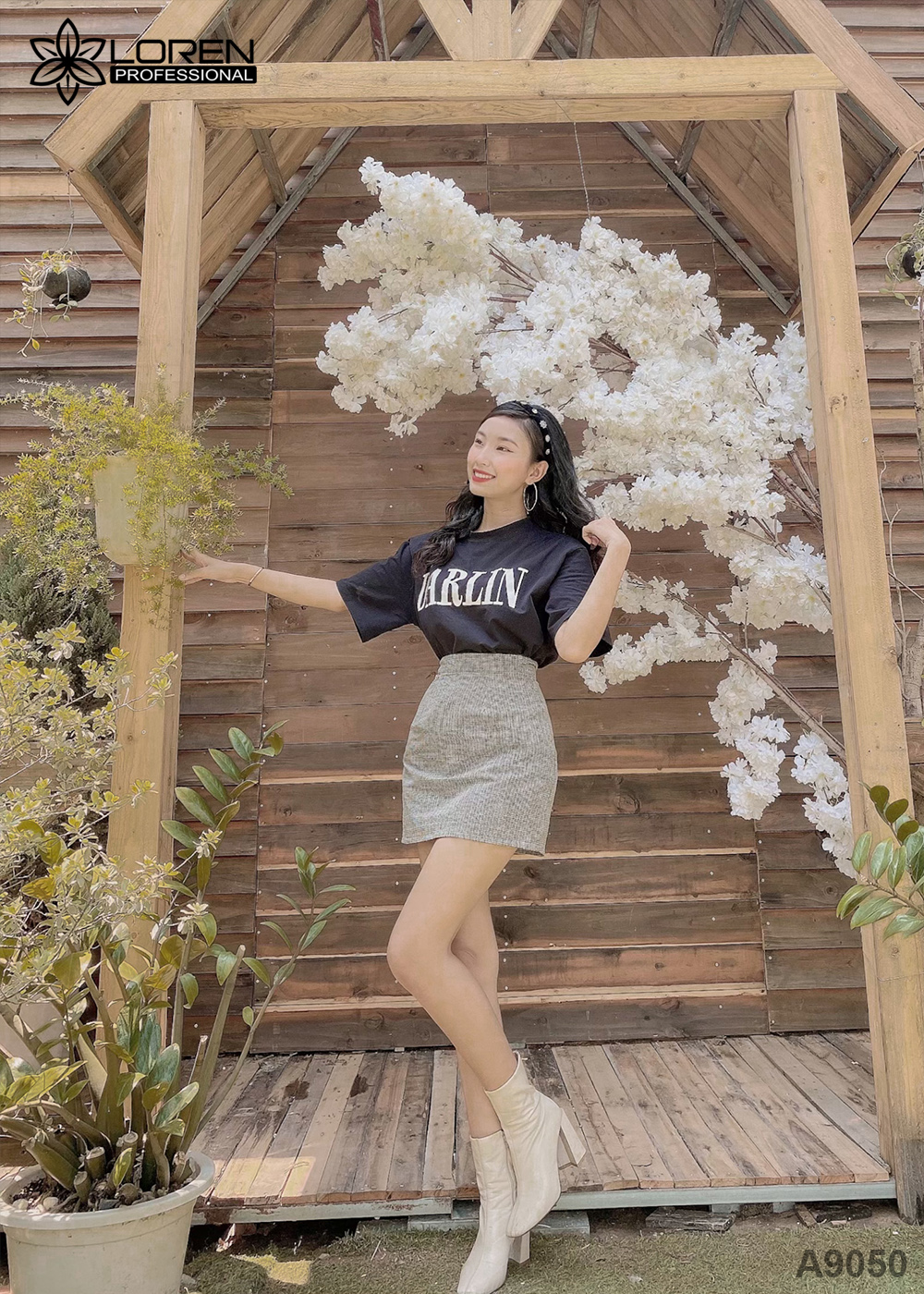 Set chân váy sọc áo đen A9050