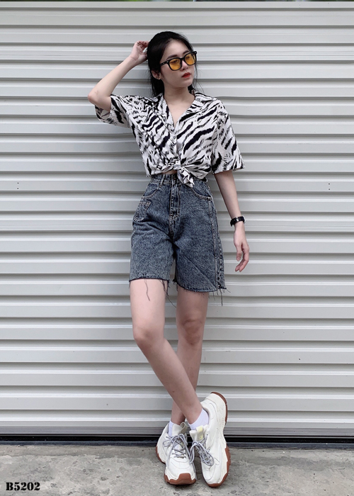 Quần jean ngố sọc tua xám B5202