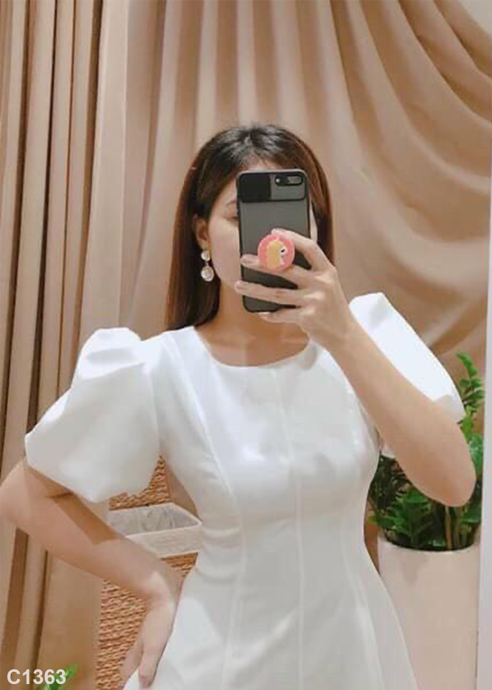 Đầm cổ tròn trắng C1363