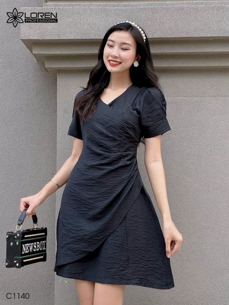 Đầm LOREN xòe cổ chéo đen C1140
