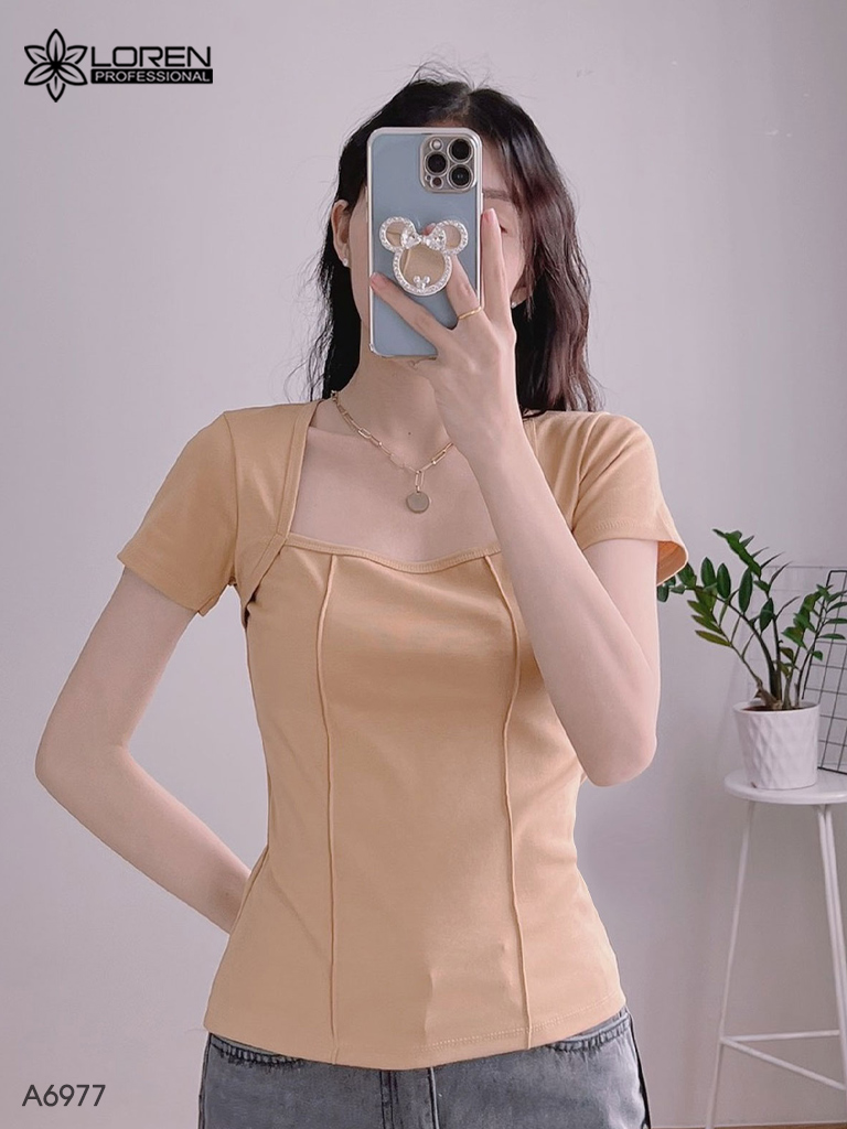 Áo thun nữ LOREN cổ chữ u A6977
