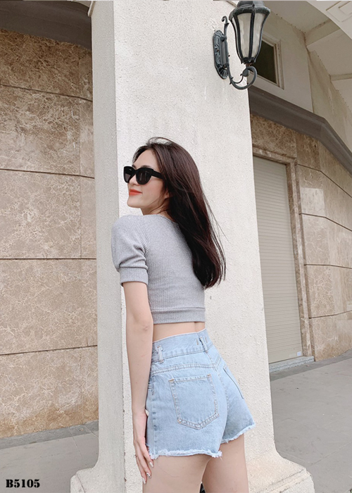 Quần jean short 2 nút tua xanh B5105