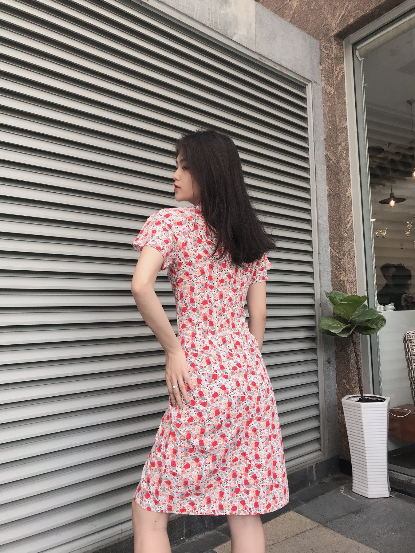 Đầm LOREN hoa nhí xẻ lai hồng C1135