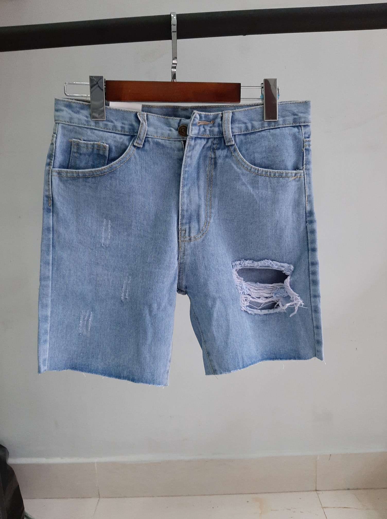 Quần jean ngố rách tua xanh B5057