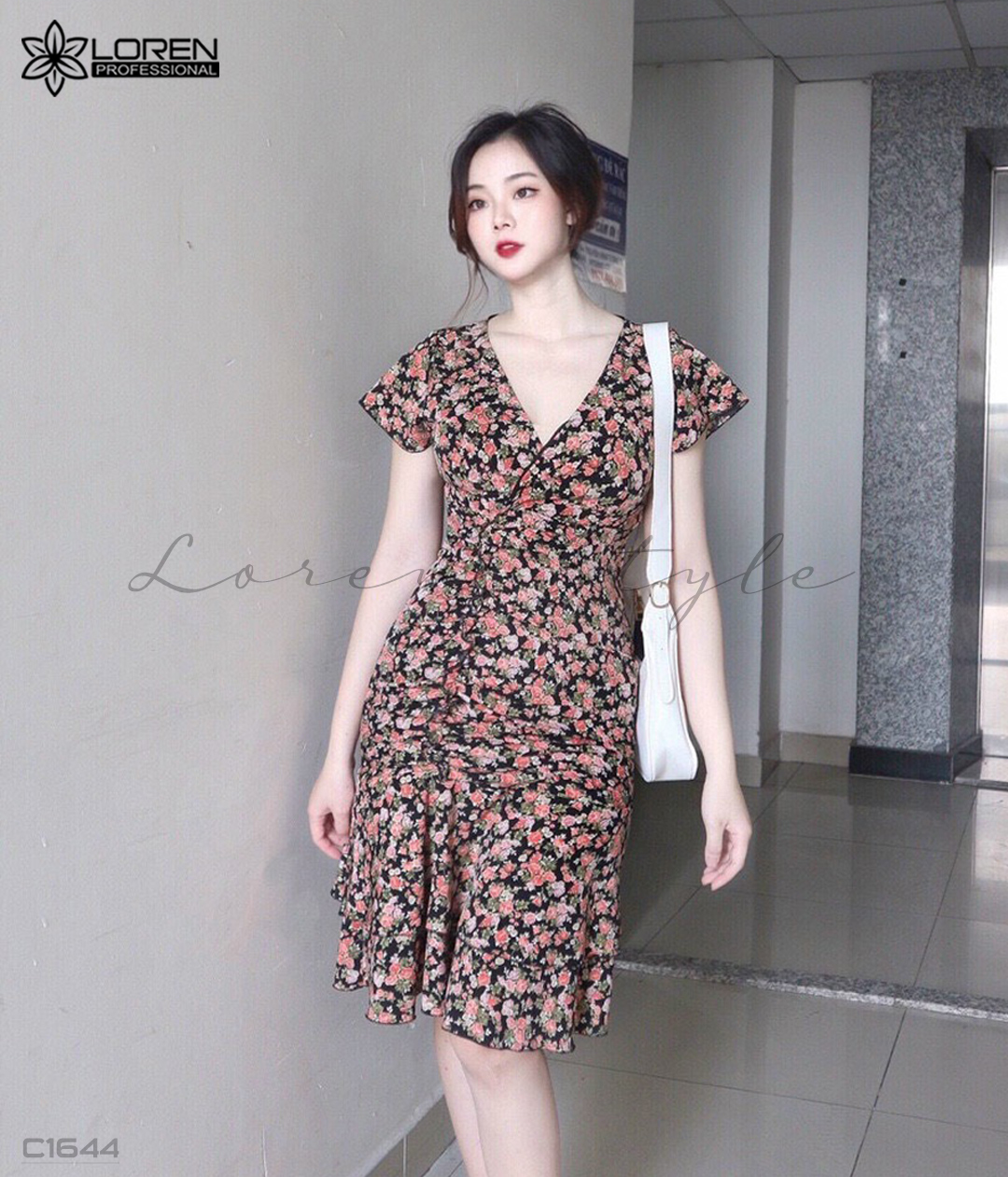 Đầm nhún hoa nhí đen C1644