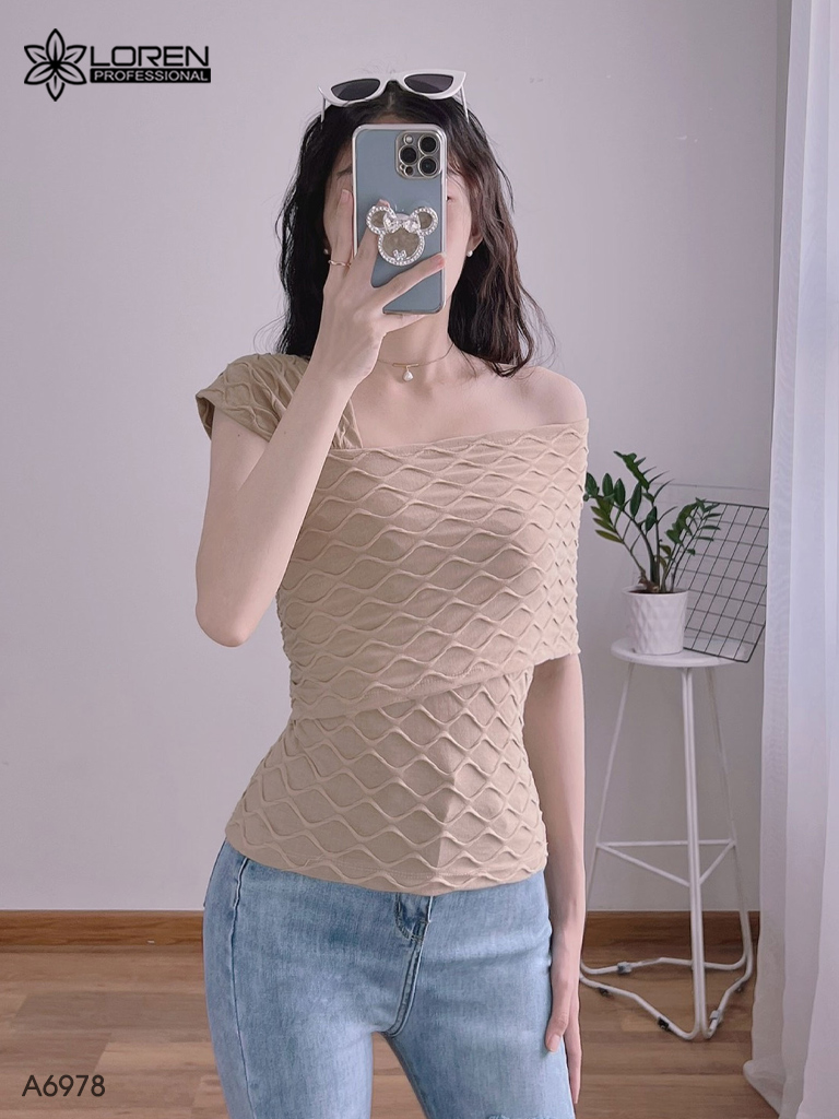 Áo thun nữ LOREN bẹt vai A6978