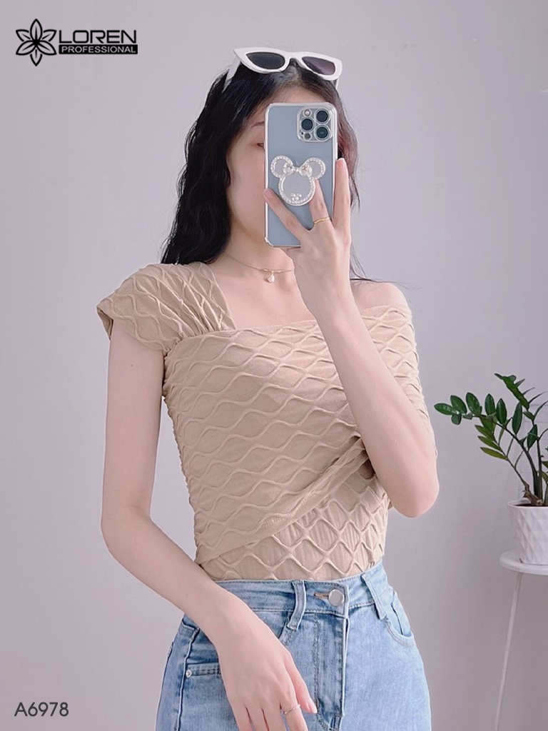 Áo thun nữ LOREN bẹt vai A6978