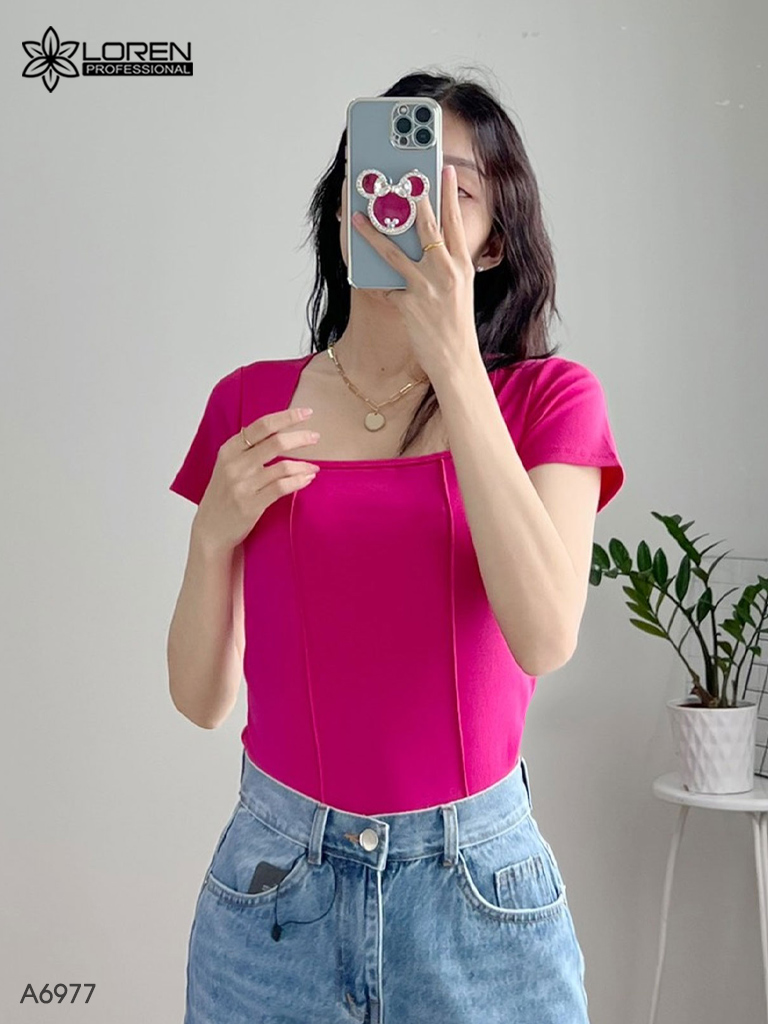 Áo thun nữ LOREN cổ chữ u A6977