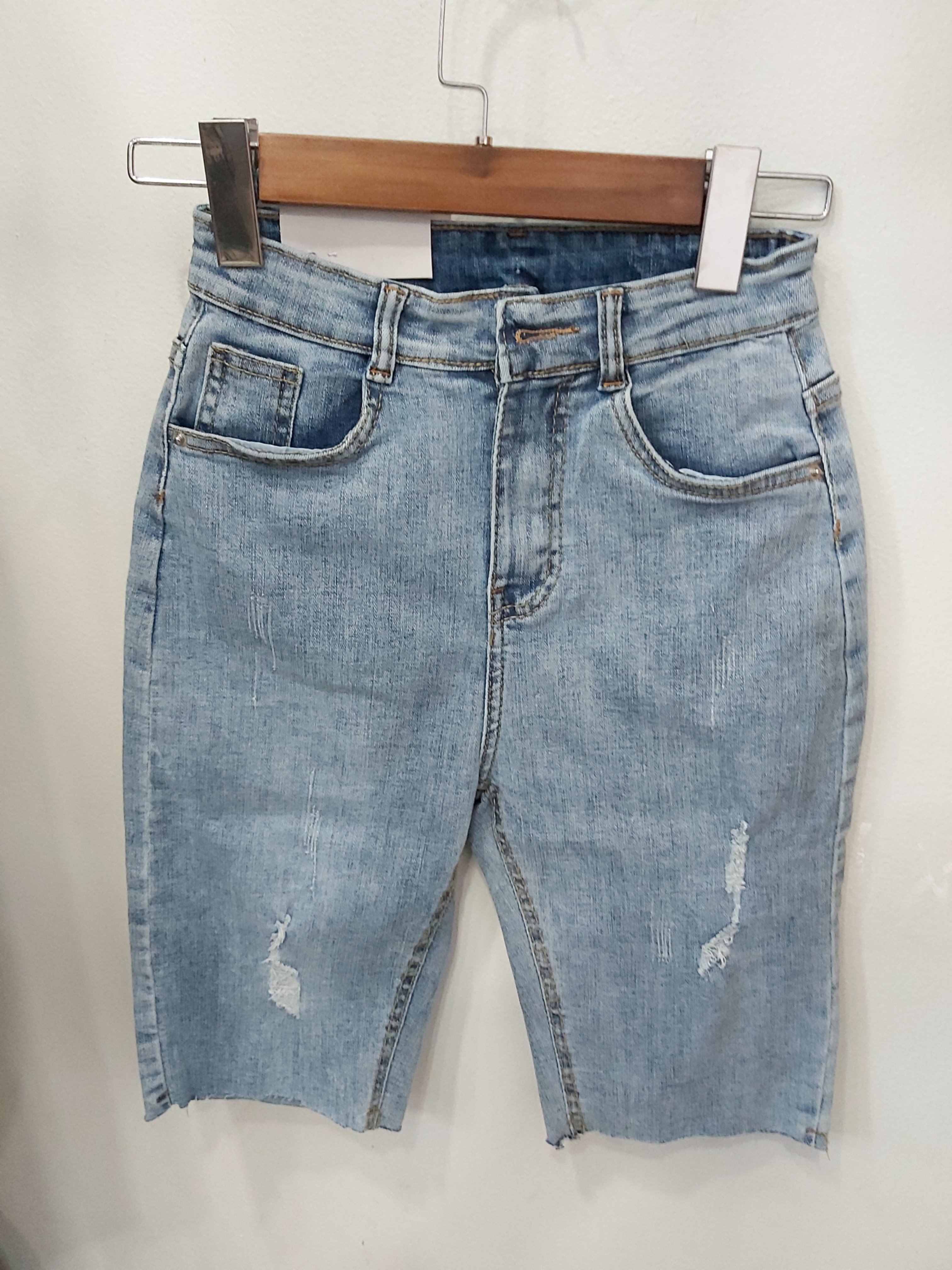 Quần jean ngố tua xanh B5235