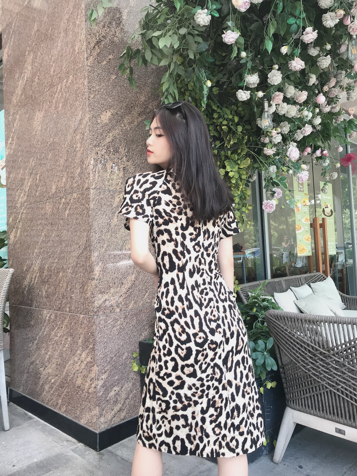 Đầm LOREN hoa vằn xẻ lai vàng C1136