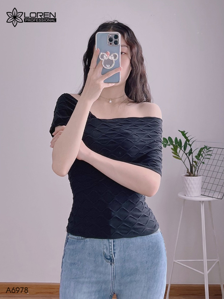 Áo thun nữ LOREN bẹt vai A6978