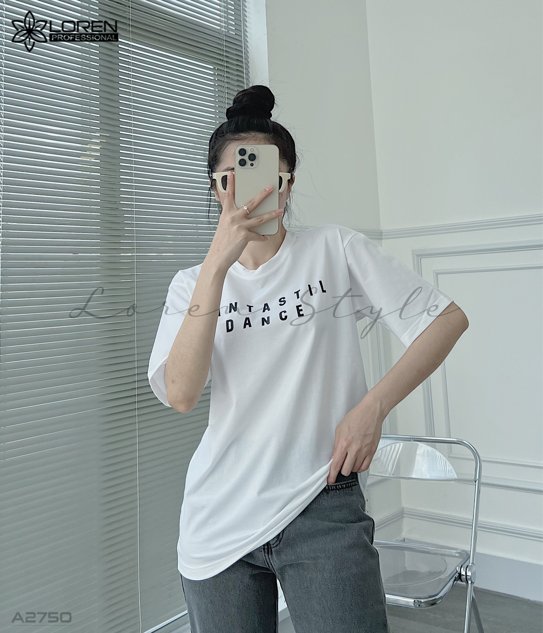 Áo thun nữ LOREN chữ in trắng A2750