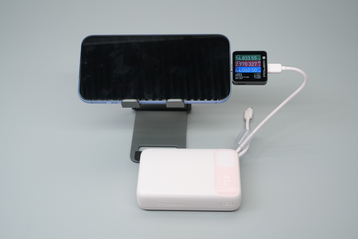 Đo công suất sạc thực tế cho iPhone đạt hơn 44W