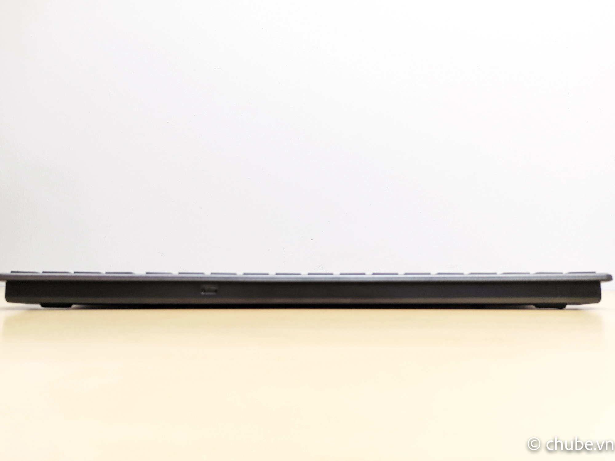 UGREEN KU005 wireless keyboard with battery