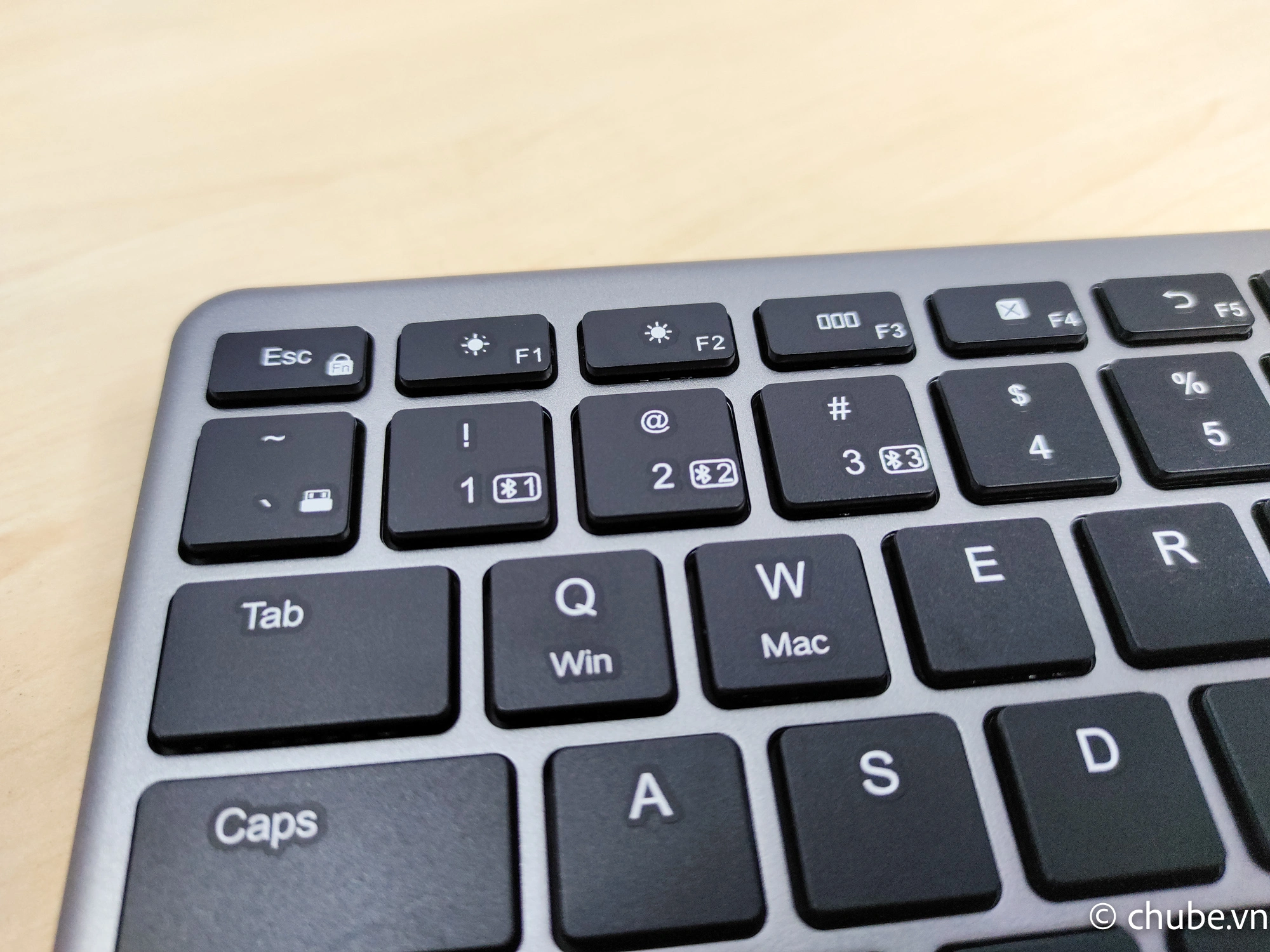 UGREEN KU005 wireless keyboard connection setup