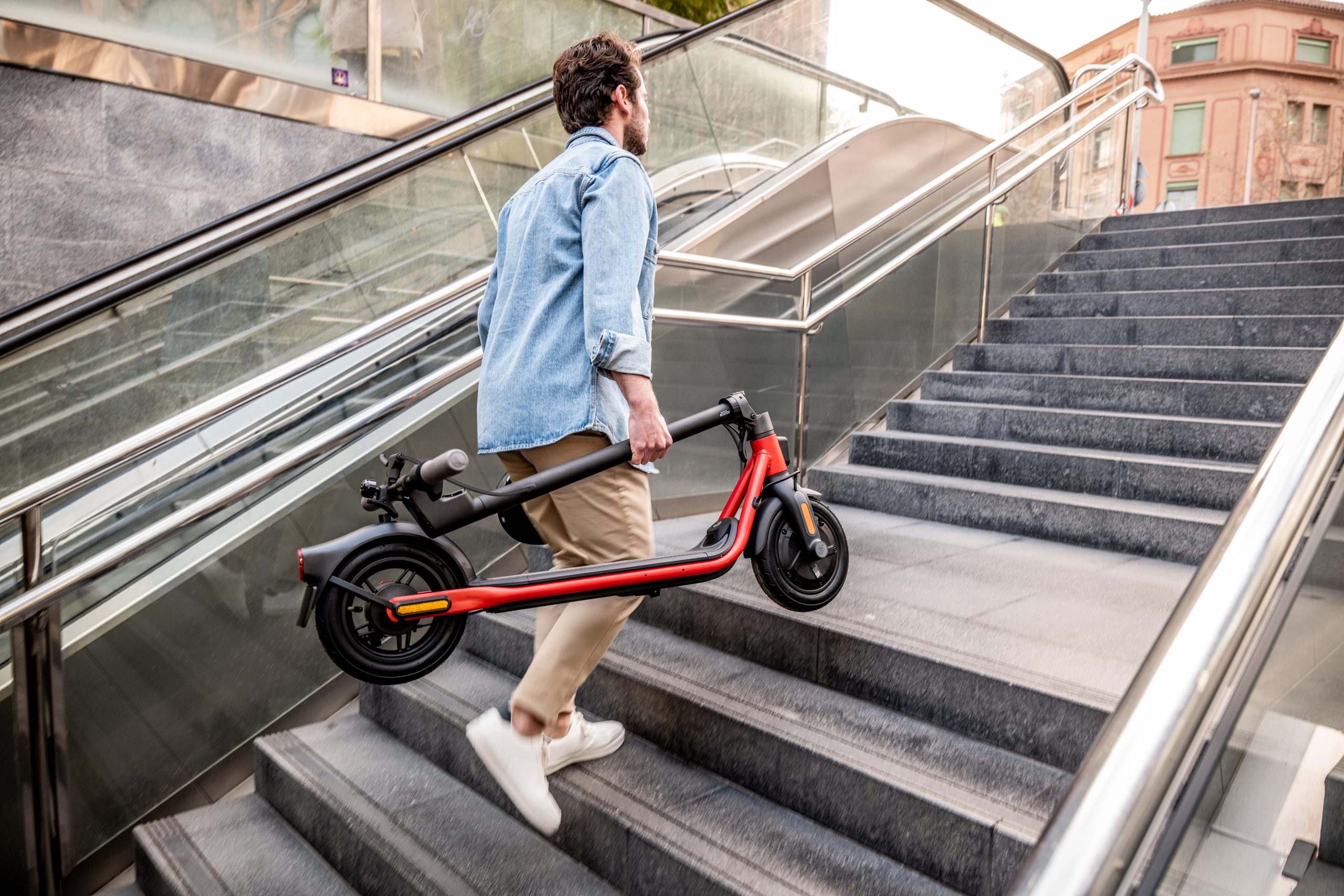 chube Xe điện mini Segway Ninebot Kickscooter D38U
