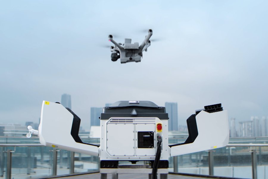 DJI Dock 4 và Matrice 5TD. Ảnh: Gizmochina.