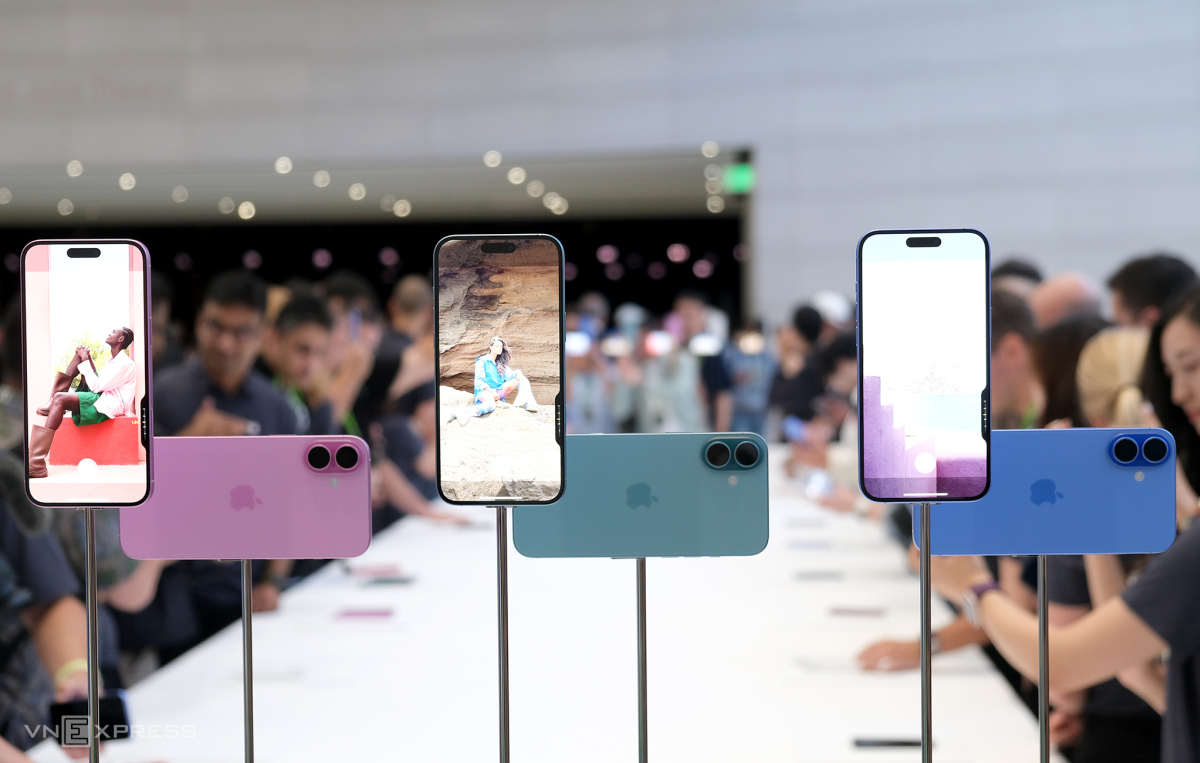 Hình ảnh thực tế iPhone 16 và 16 Plus