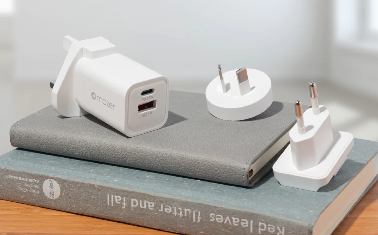 Củ sạc Mazer GaN 33W 2 Cổng - Các cổng kết nối và đèn báo hiệu