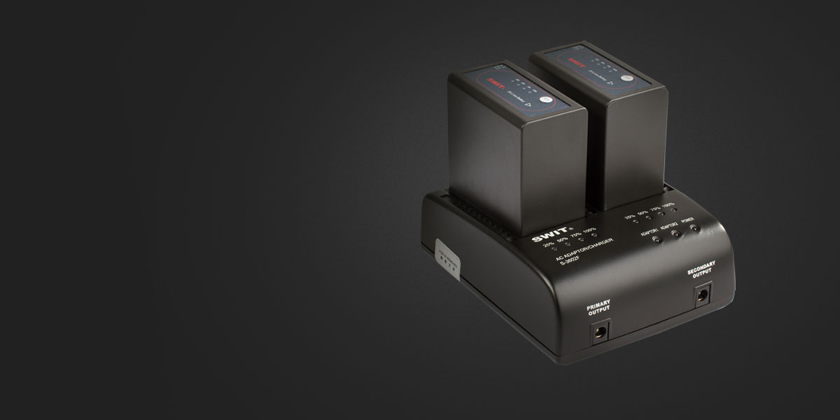 Pin SWIT S-8972, sạc bằng bộ sạc SWIT S-3602F hoặc LC-D421