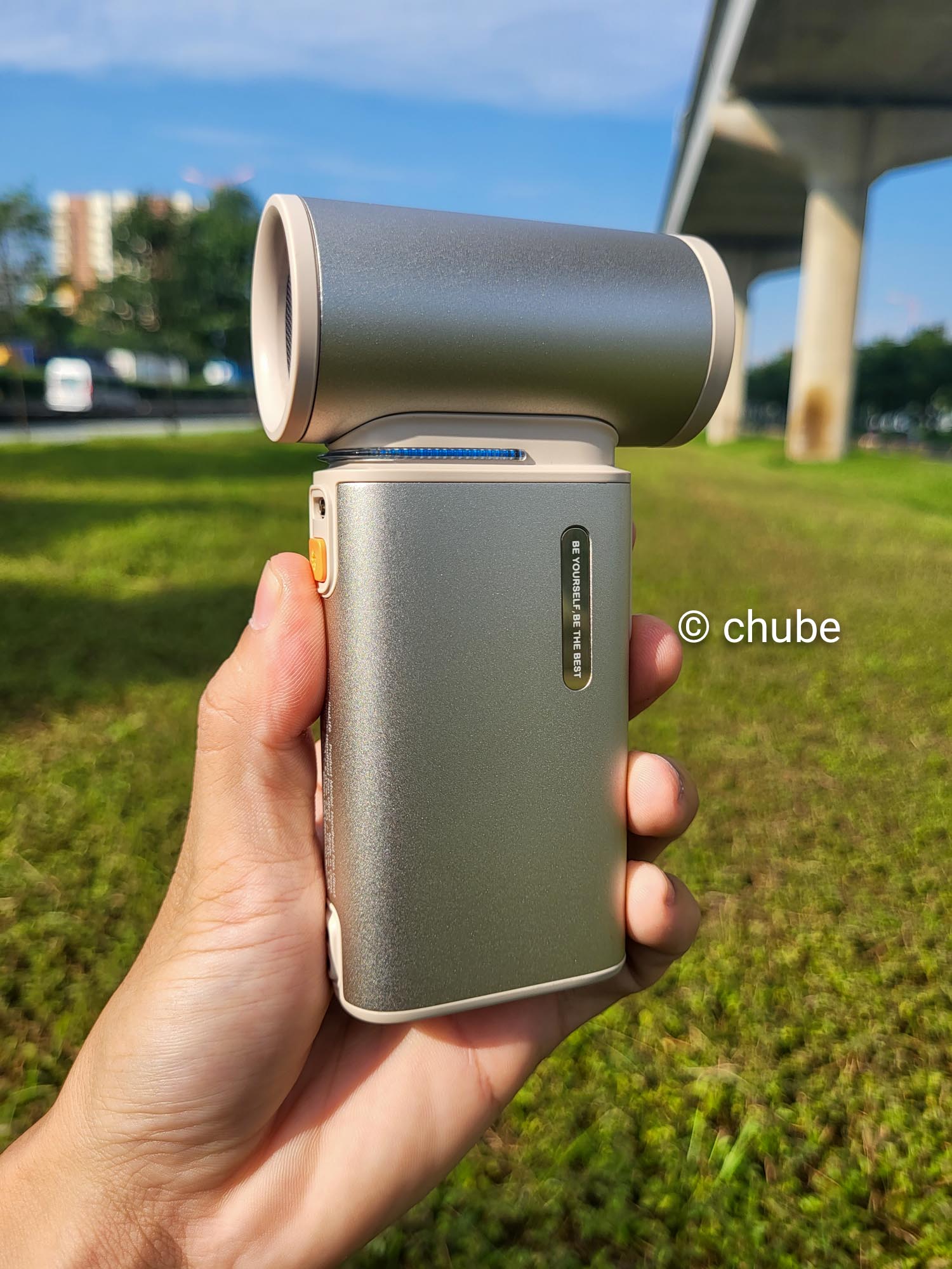 Quạt mini du lịch Jisulife ULTRA1 FA55 nhỏ gọn tại Chube